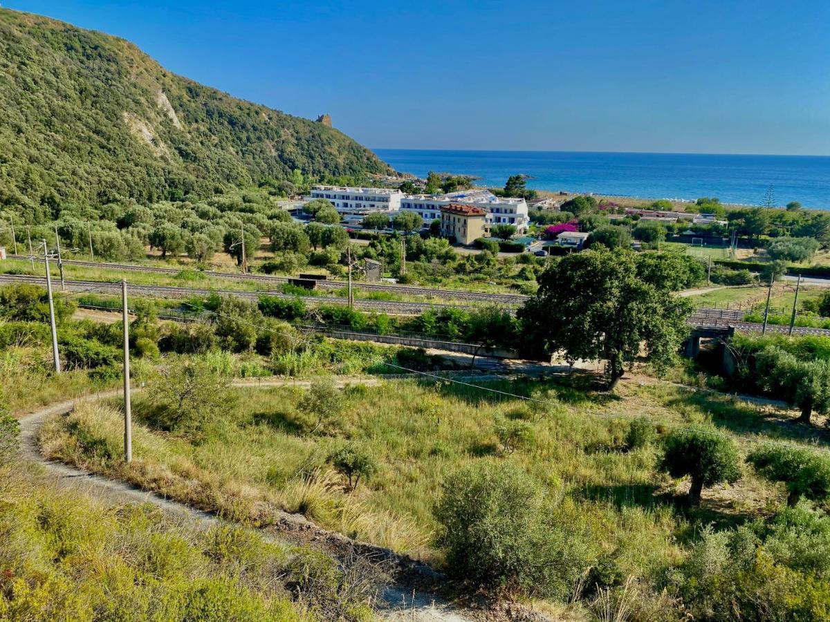 Villa Lo Scoglio Асчеа Екстериор снимка
